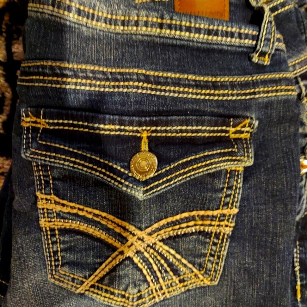 Women's jeans only wore a couple times